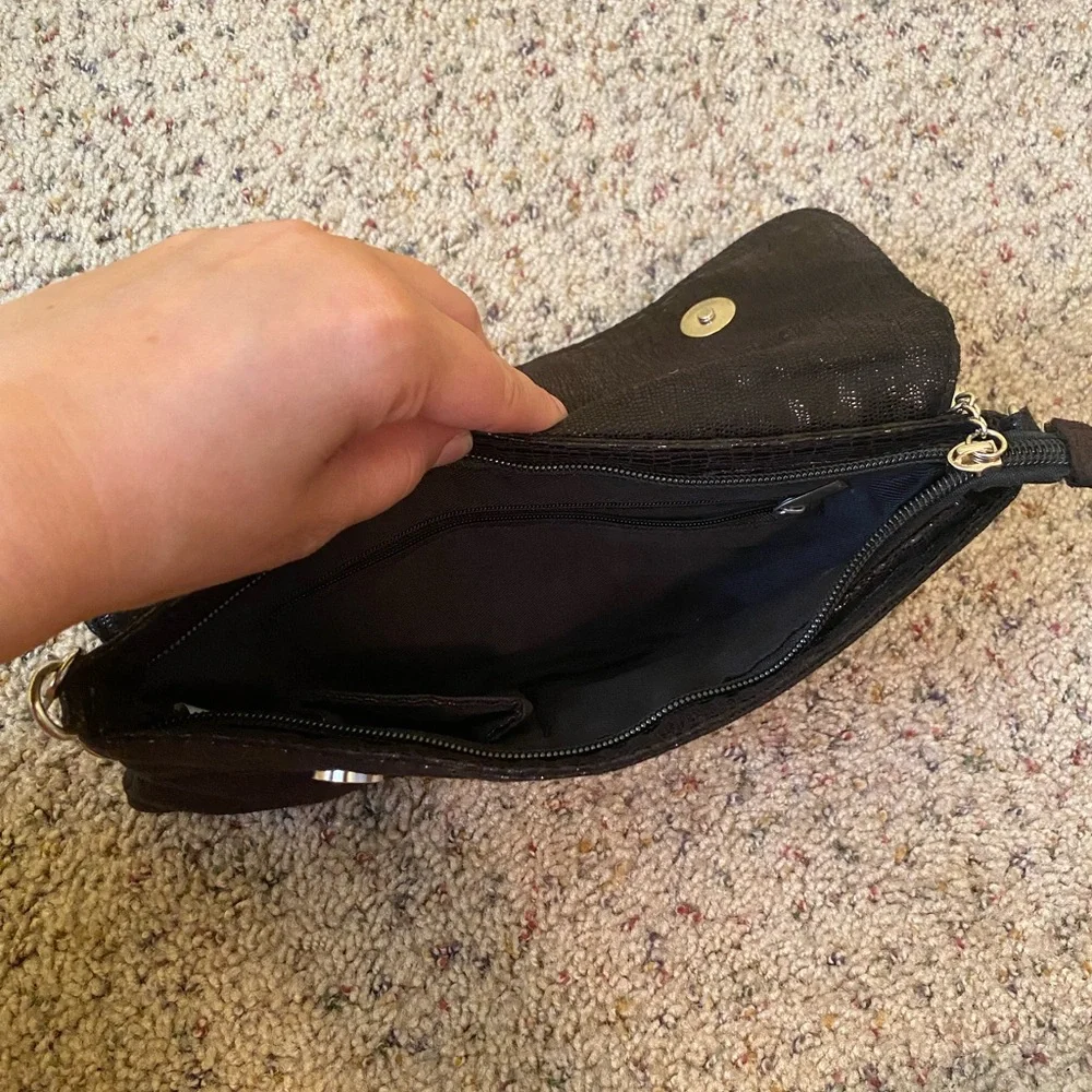 Black Purse Shiny Double Button Closure Silver Chain